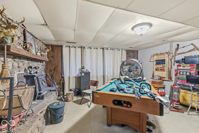 2720 N County Road 90 E, North Vernon - 29