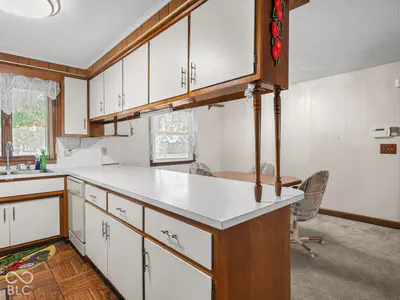 9008 Carriage Lane, Pendleton - 19