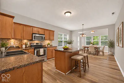 8922 Springview Drive, McCordsville - 10