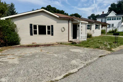 310 Central Avenue, Greensburg