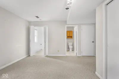 3660 300, Columbus - 23