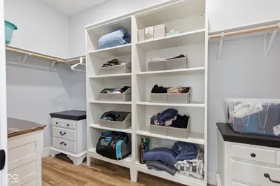 8446 Parkview Drive, Rockville - 33