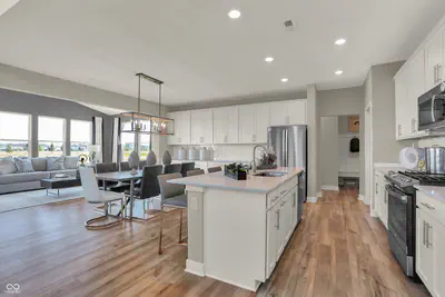 8669 Bauchert Street, Fortville - 15