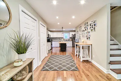 4668 E Leeward Cove, Martinsville - 23