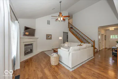 7082 Bitternut Lane, Plainfield - 4