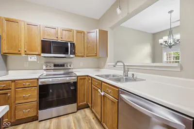 1009 Evening Shade Lane, Beech Grove - 7