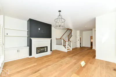 327 Walnut Street, Indianapolis - 3