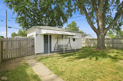202 N 18th Avenue, Beech Grove - 34