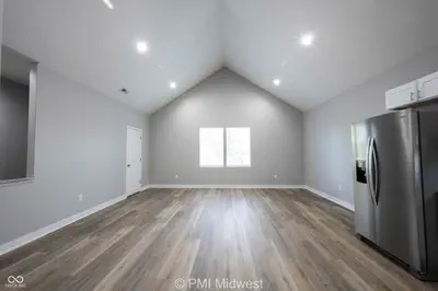 2038 E Maryland Street, Indianapolis - 16