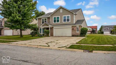 7807 Fox Glen Drive, Indianapolis - 33