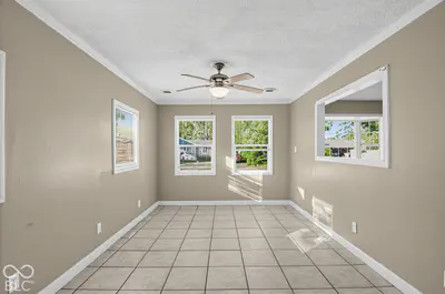 9207 Rochelle Drive, Indianapolis - 7