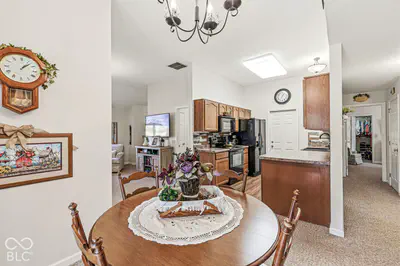 5701 Kensington Way N, Plainfield - 10