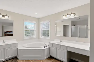 8838 Pin Oak Drive, Zionsville - 34