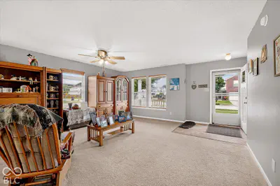 8378 Swimming Hole Lane, Pendleton - 4