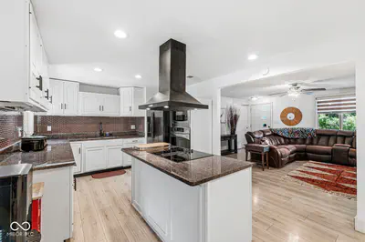 353 Broken Arrow Circle, Indianapolis - 10