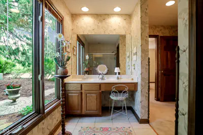 7592 Poplar Point Drive, Trafalgar - 33