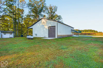 7853 County Road 1200, Seymour - 71