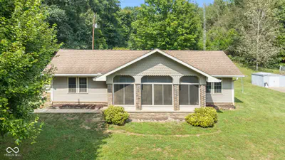 22110 Beacon Street, Metamora - 5