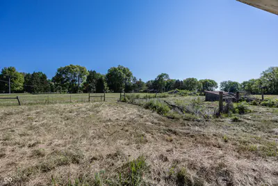 11502 N Carthage Pike, Knightstown - 36