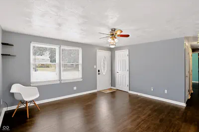 14 Rodney Court, Beech Grove - 5