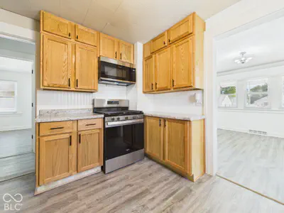 240 37th Street, Anderson - 13