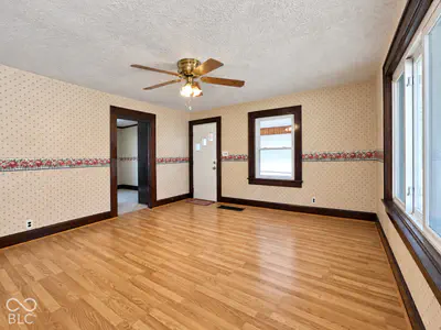 559 S Sycamore Street, Martinsville - 47