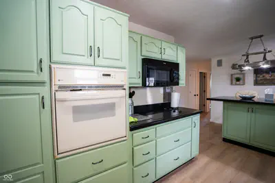 431 N 14th Avenue N, Beech Grove - 9