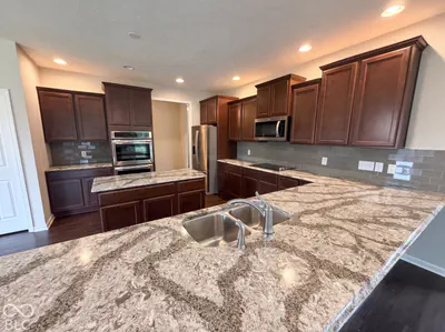 21323 Wharfdale Drive, Noblesville - 3