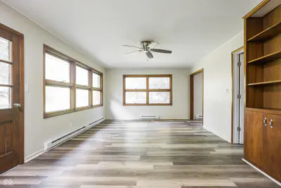 10461 Woodlawn Drive, Carmel - 19