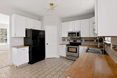 11224 Fall Drive, Indianapolis - 14