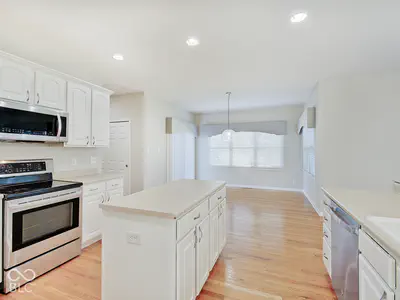 400 Lois Way, Carmel - 17
