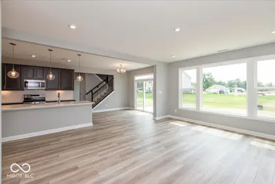 9557 Hemingway Drive, Indianapolis - 10