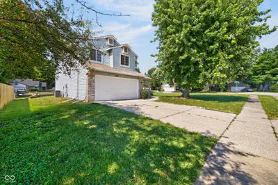 8512 Green Valley Drive, Indianapolis - 34