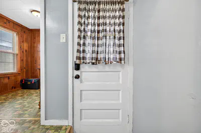 1302 Court, Columbus - 30