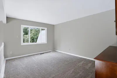 512 Conner Creek Drive, Fishers - 33