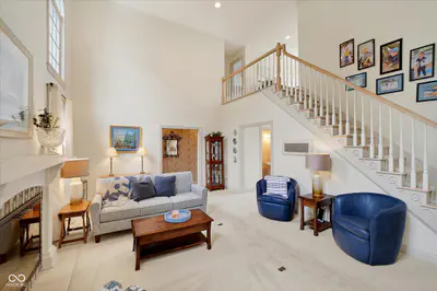 6132 Fox Court, Pendleton - 5