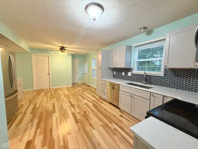 5660 Forest Rise Court, Indianapolis - 5