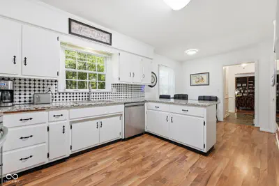 12440 State Road 32, Yorktown - 17