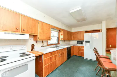703 E Walnut, Frankton - 11