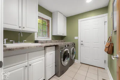 11444 Red Oak Court, Columbus - 23