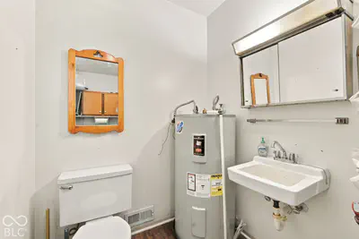 5300 Breezewood Drive, Muncie - 21