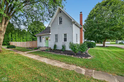 333 Walnut Street, Sharpsville - 39