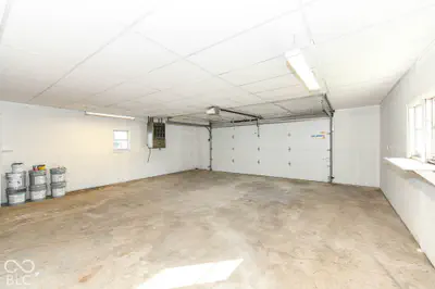 1202 S Harrison Street, Shelbyville - 34