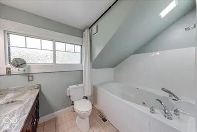 435 E 49th Street, Indianapolis - 36