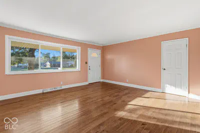 5411 N Kenmore Road, Indianapolis - 6