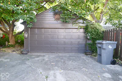 886 N Whittier Place, Indianapolis - 52