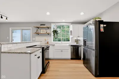 3608 Kessler Boulevard East Drive, Indianapolis - 15