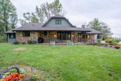 1744 1000, Fountaintown