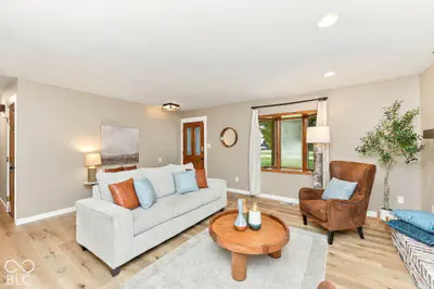 22585 Vos Hiatt Avenue, Cicero - 8