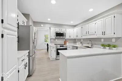 8103 Clearwater Parkway, Indianapolis - 22